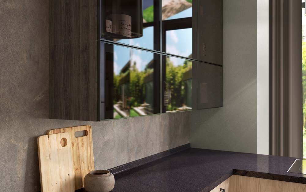 Кухня Стоун Вуд с тонированными стёклами